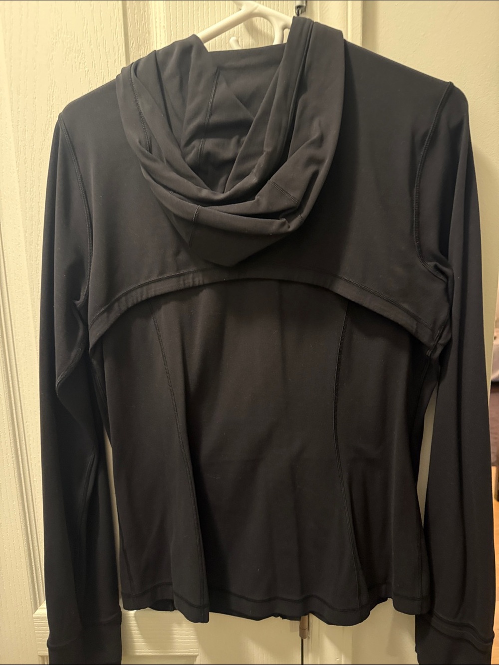 Lululemon Define Hooded Jacket in Black - Picture 3 of 6
